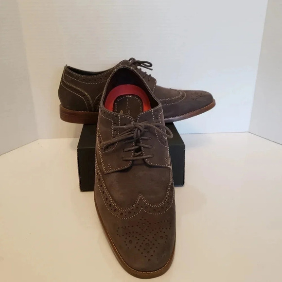 Rockport Mens Brown Suede Wing Tip Dress Shoes. - Picture 7 of 7
